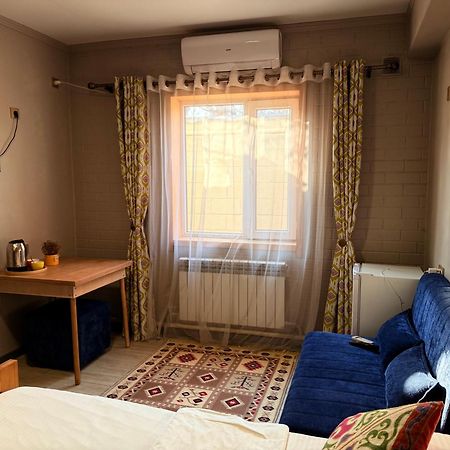 Salamat Hotel Бишкек Екстериор снимка