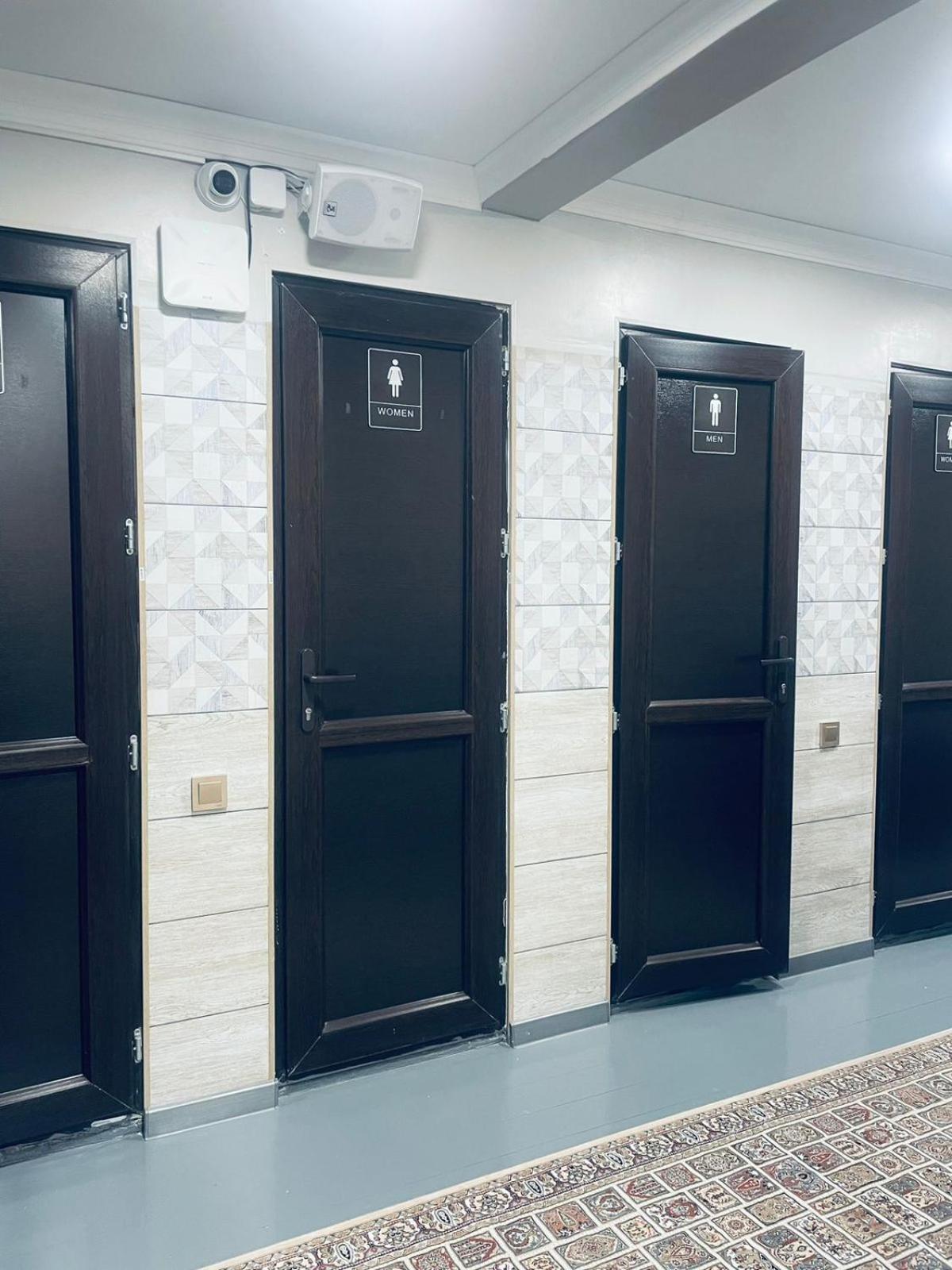 Salamat Hotel Бишкек Екстериор снимка