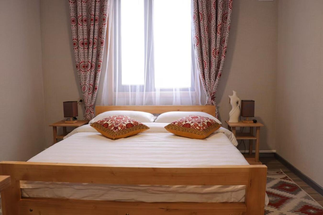 Salamat Hotel Бишкек Екстериор снимка