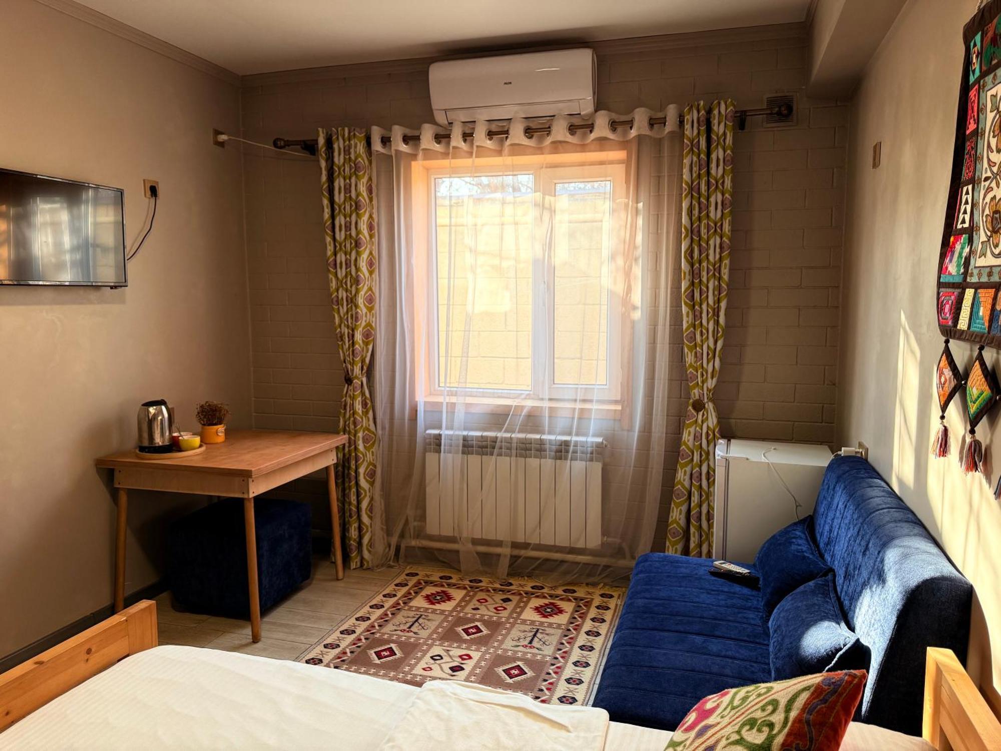 Salamat Hotel Бишкек Екстериор снимка