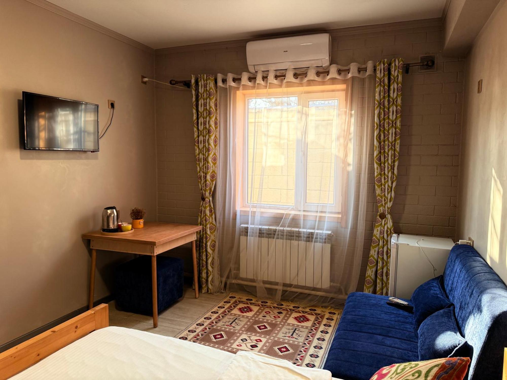 Salamat Hotel Бишкек Екстериор снимка