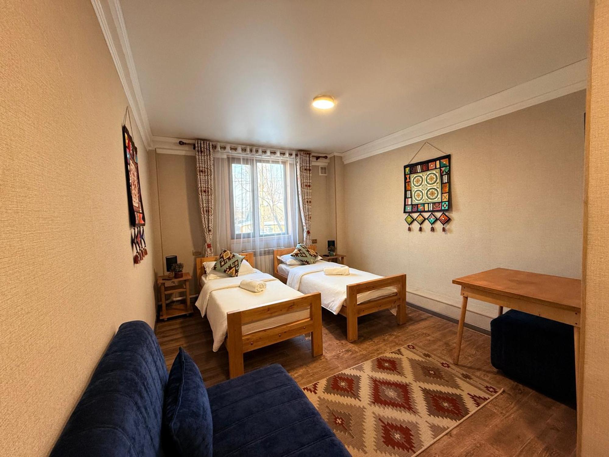 Salamat Hotel Бишкек Екстериор снимка