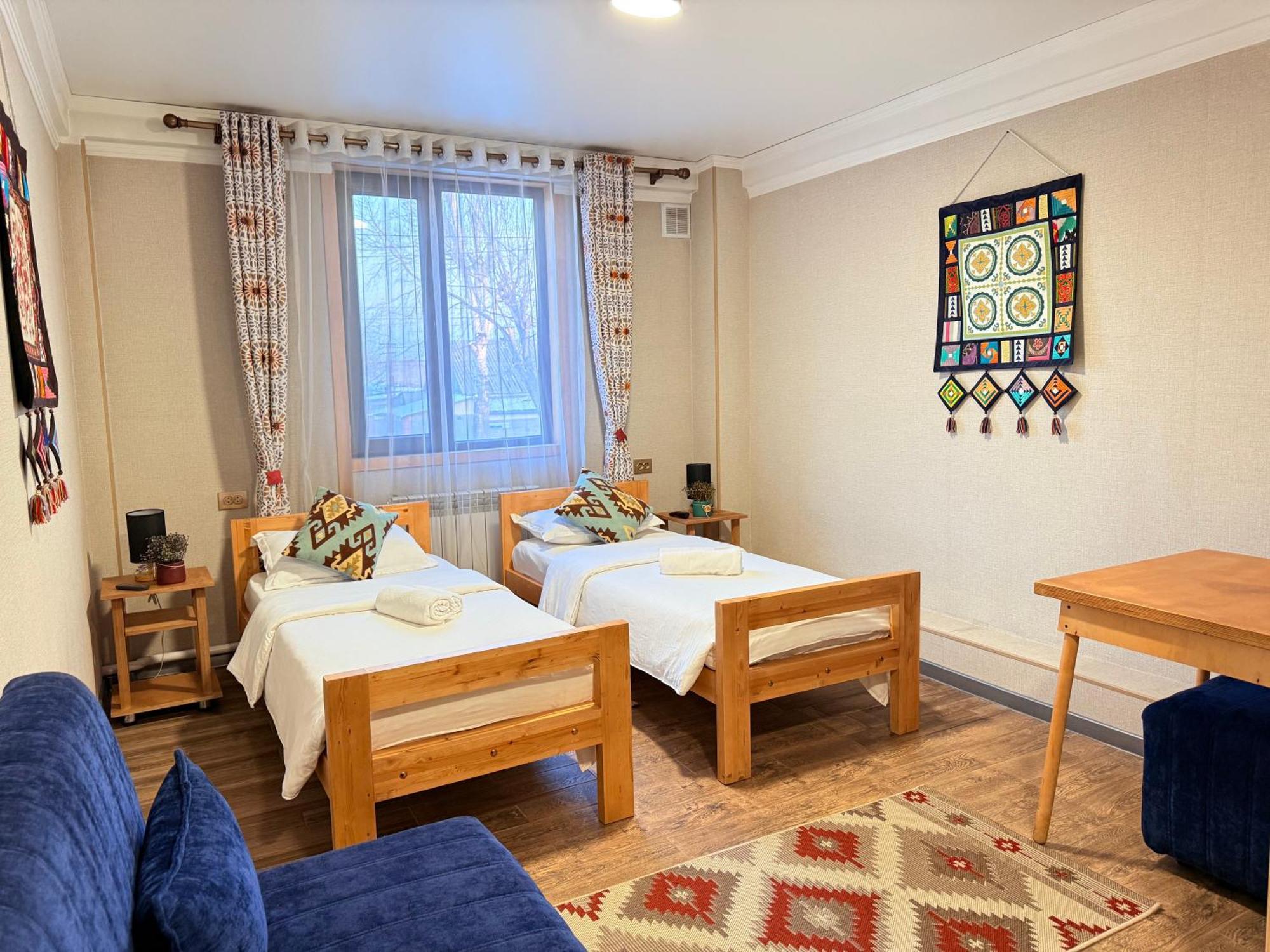 Salamat Hotel Бишкек Екстериор снимка