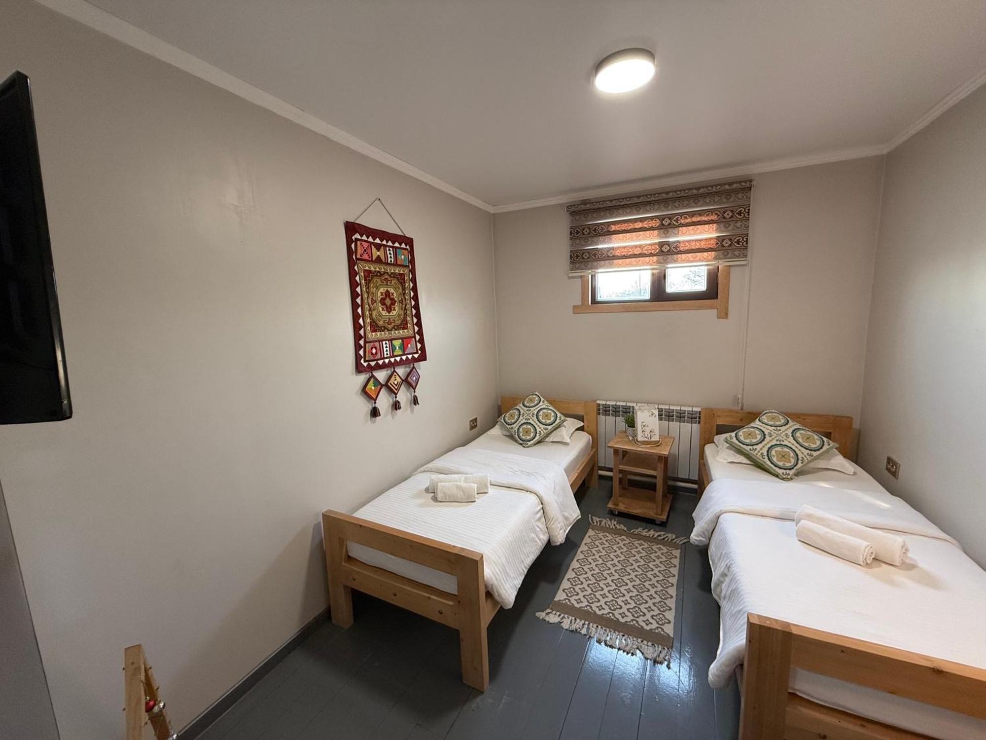 Salamat Hotel Бишкек Екстериор снимка