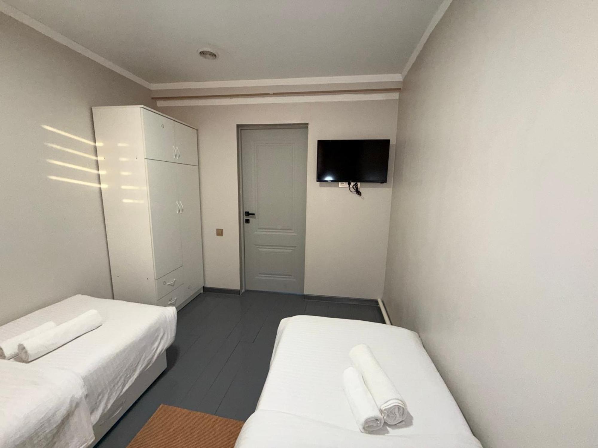 Salamat Hotel Бишкек Екстериор снимка