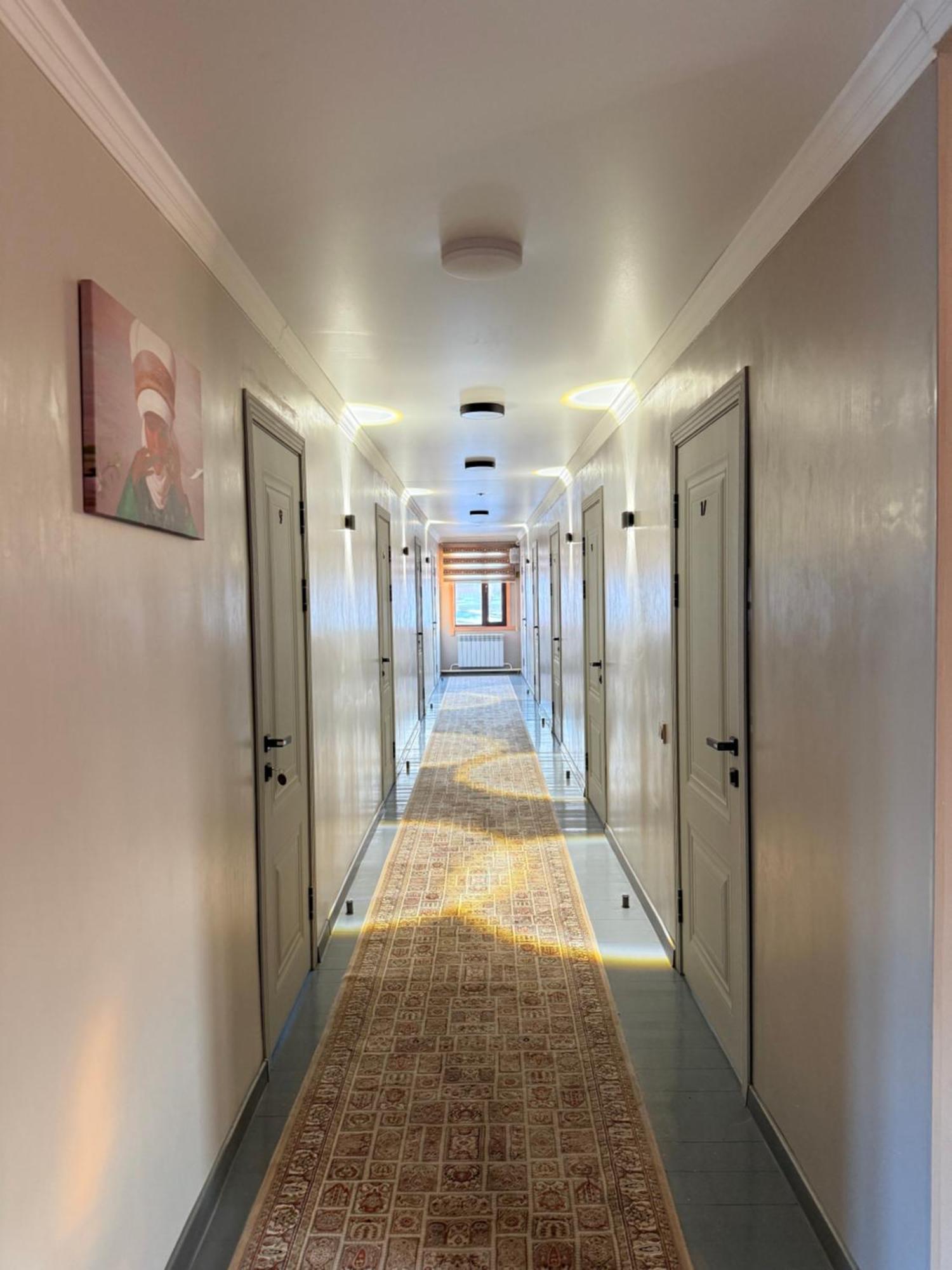 Salamat Hotel Бишкек Екстериор снимка