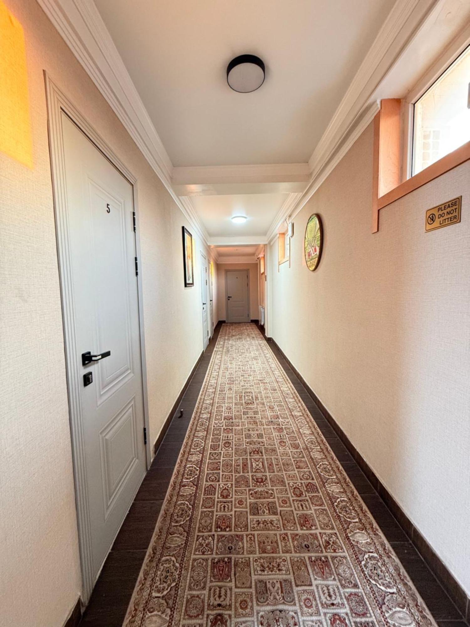 Salamat Hotel Бишкек Екстериор снимка